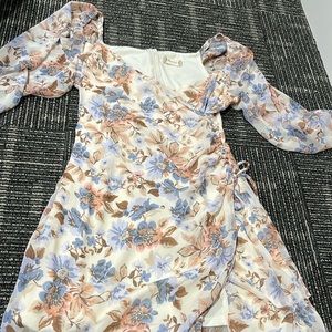 Cute Altrd State floral dress